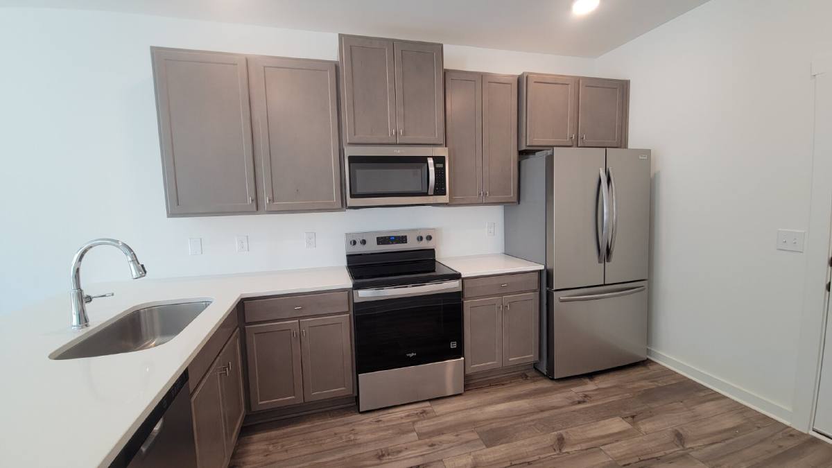 Townhouse for rent at 7597 Discovery Point Dr NW, Huntsville, AL 35806
