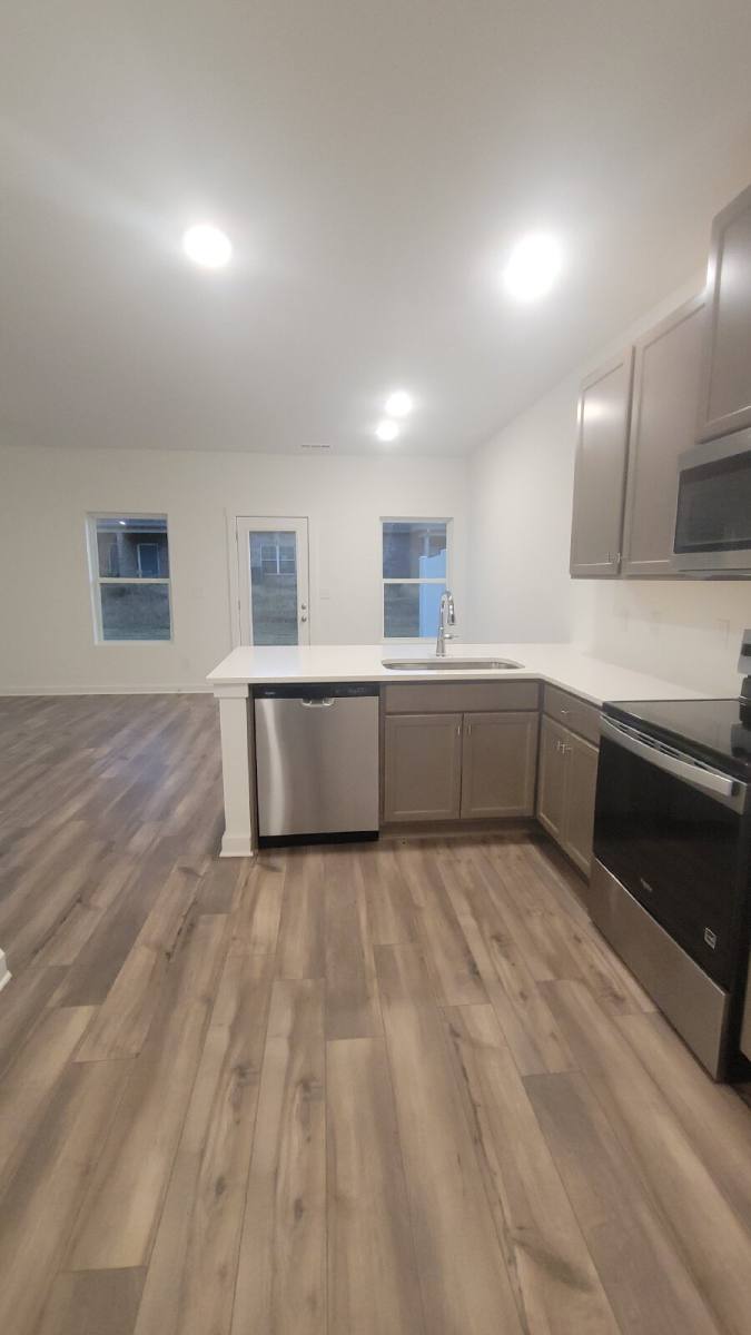 Townhouse for rent at 7597 Discovery Point Dr NW, Huntsville, AL 35806