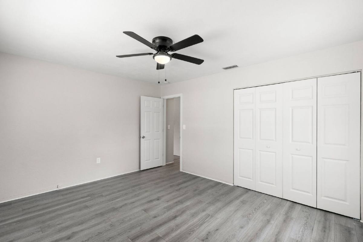 House for rent at 5546 5th St S, Saint Petersburg, FL 33705