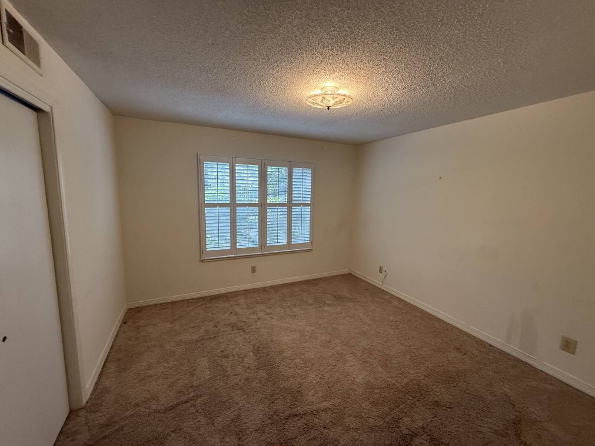 Condo for rent at 4009 Old Shell Rd #C17, Mobile, AL 36608