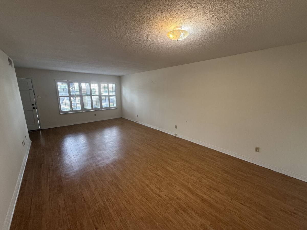 Condo for rent at 4009 Old Shell Rd #C17, Mobile, AL 36608