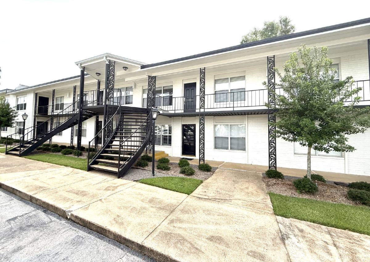 Condo for rent at 4009 Old Shell Rd #C17, Mobile, AL 36608