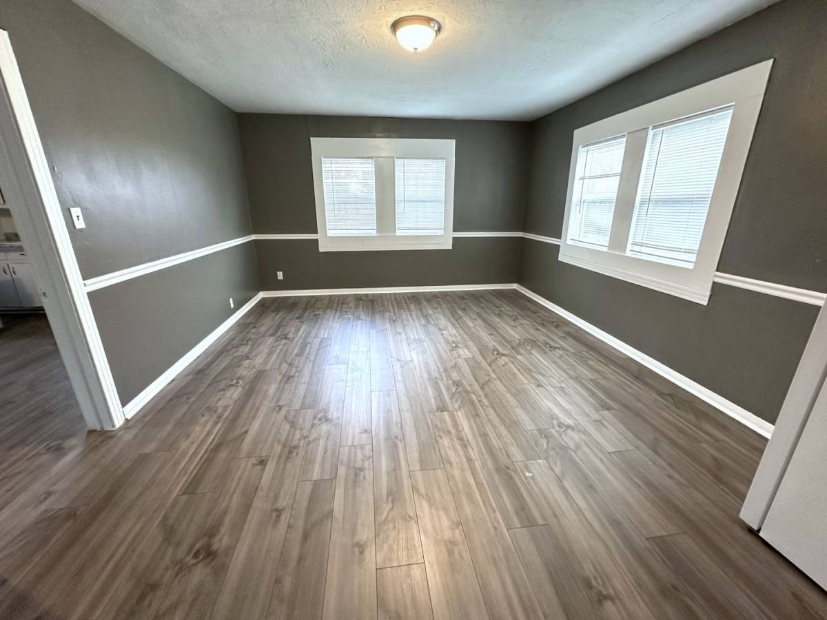 Apartment for rent at 995 Center St, Beaumont, TX 77701