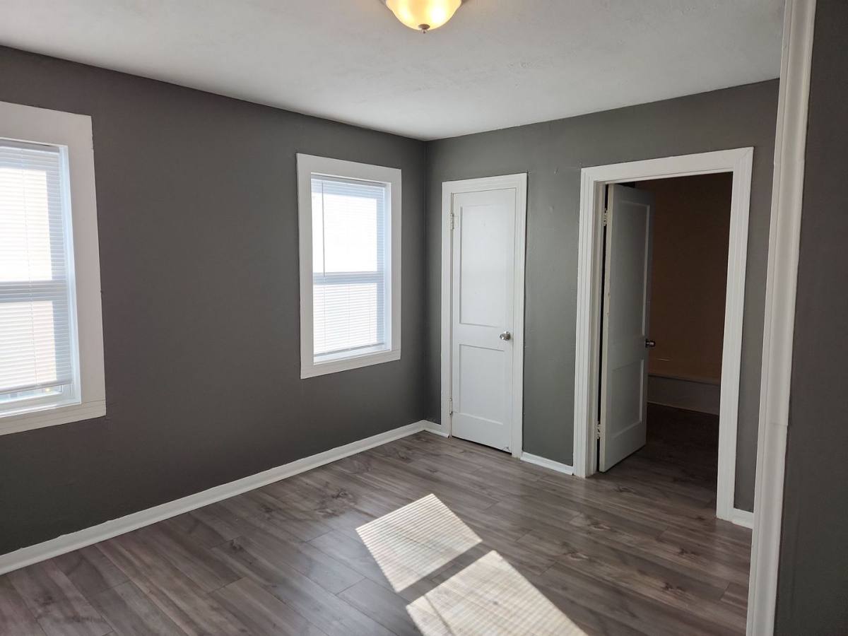Apartment for rent at 995 Center St, Beaumont, TX 77701