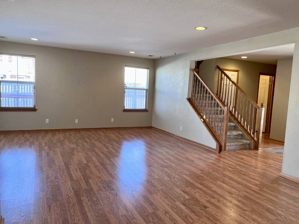 Townhouse for rent at 1121 S Richfield St, Aurora, CO 80017
