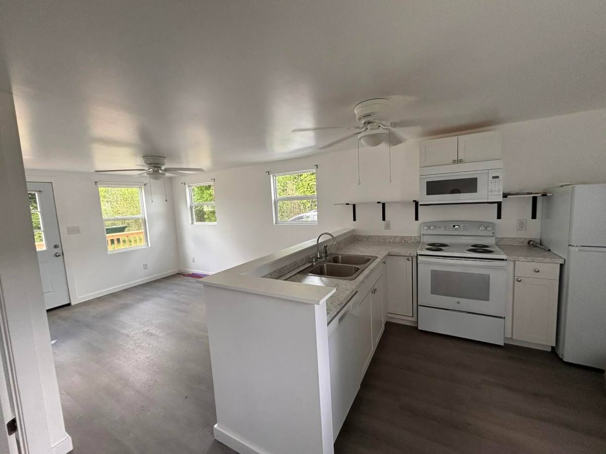 House for rent at 508 E 3rd St, Manchester, OH 45144