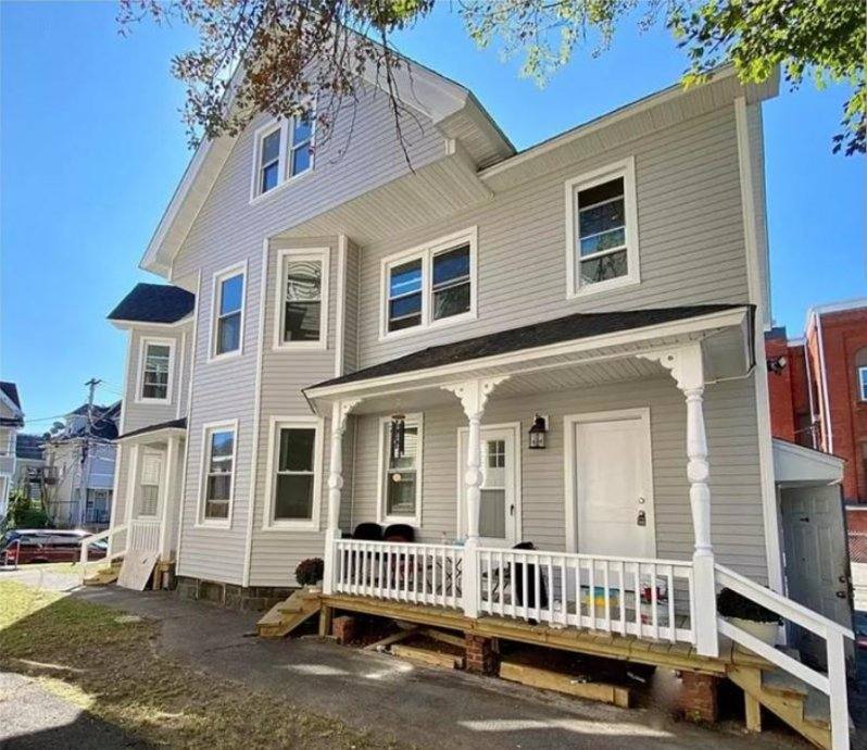 Apartment for rent at 98 Sanford Ave - 2nd Floor, Bridgeport, CT 06604
