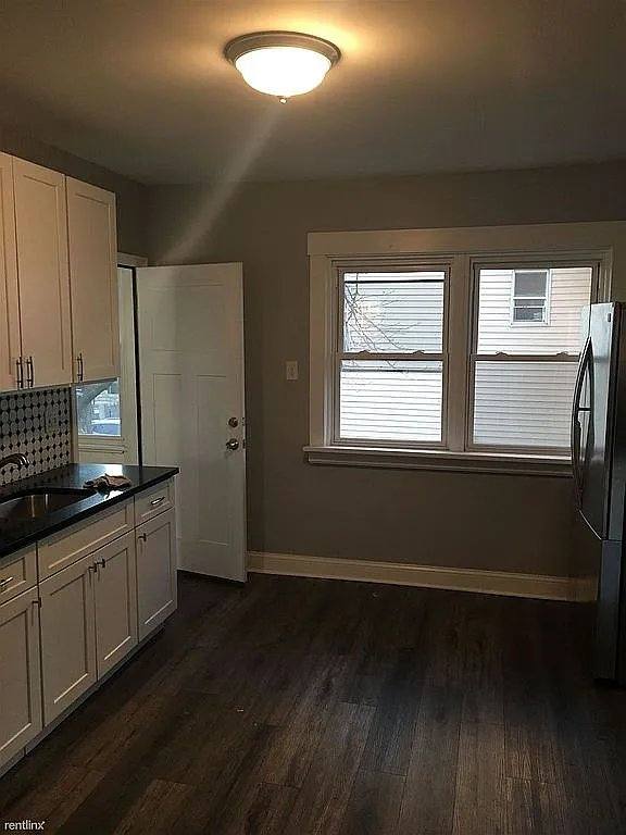 Apartment for rent at 98 Sanford Ave - 2nd Floor, Bridgeport, CT 06604