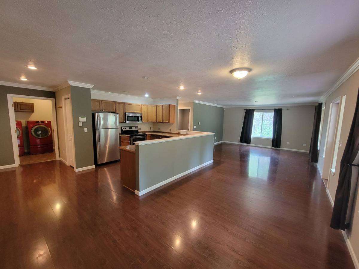 House for rent at 10629 Deer Valley Rd, Newport, WA 99156