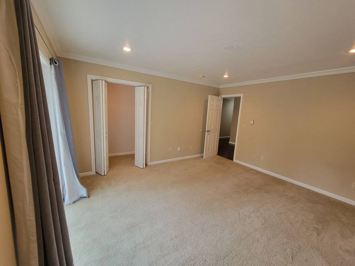 House for rent at 10629 Deer Valley Rd, Newport, WA 99156