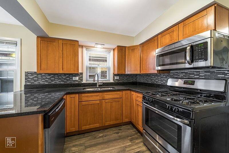 House for rent at 11233 S Whipple St, Chicago, IL 60655