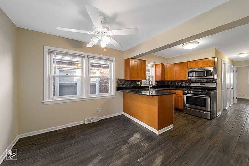 House for rent at 11233 S Whipple St, Chicago, IL 60655