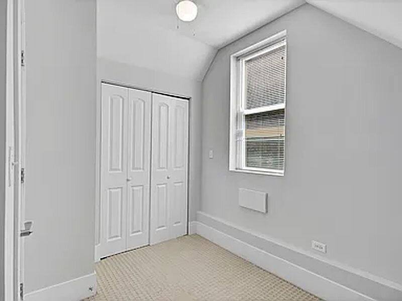 Apartment for rent at 1724 W 21st St #2R, Chicago, IL 60642