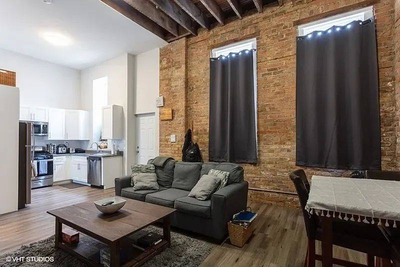 Apartment for rent at 2001 S Loomis St #1R, Chicago, IL 60608