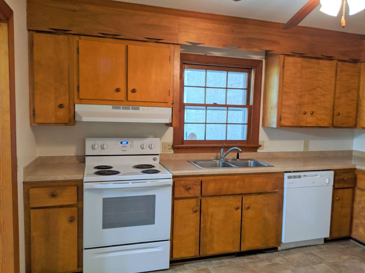 House for rent at 318 Jasper Lane, Waverly, VA 23890