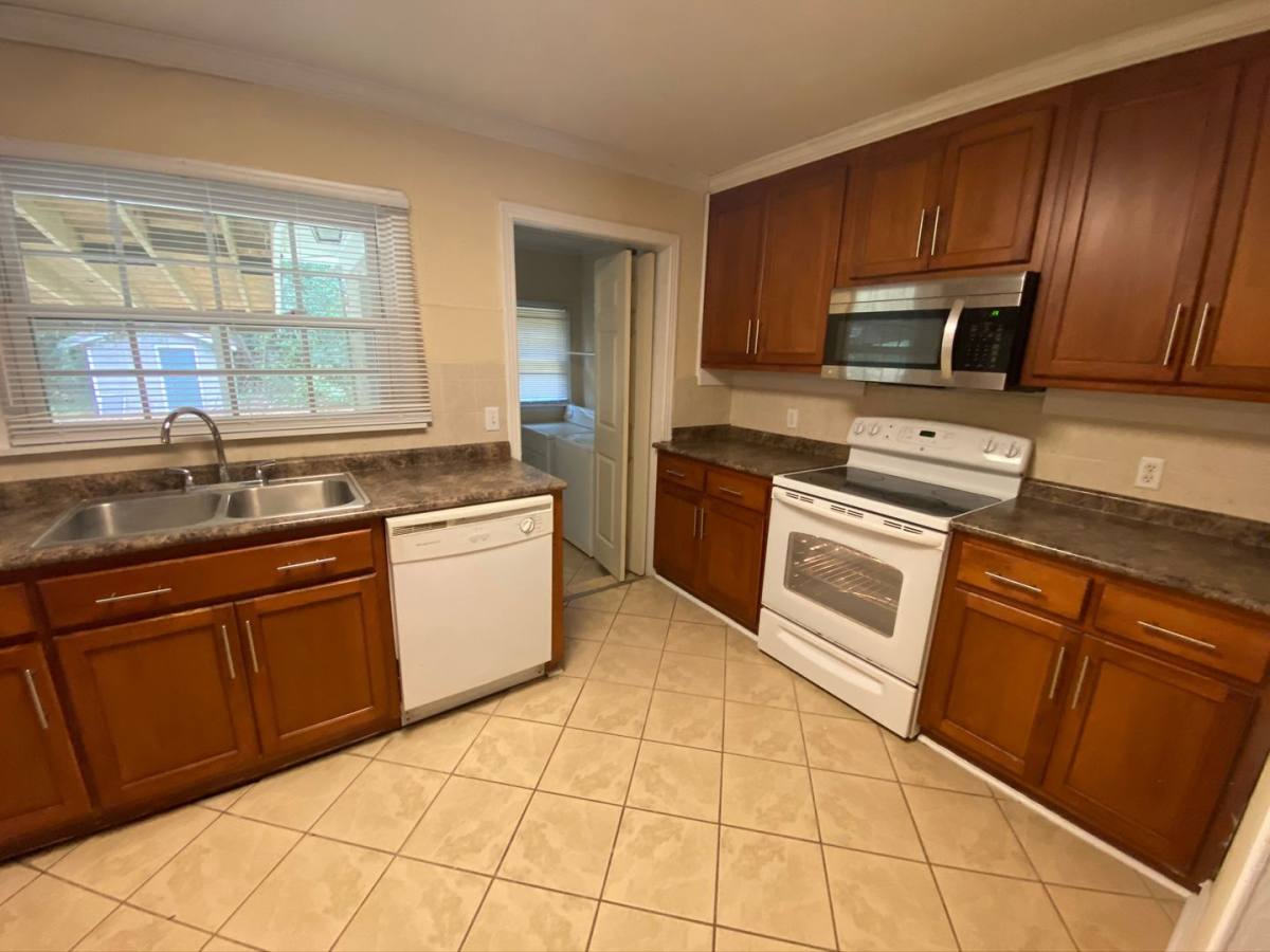 Apartment for rent at 116 Forest Way, Statesboro, GA 30458