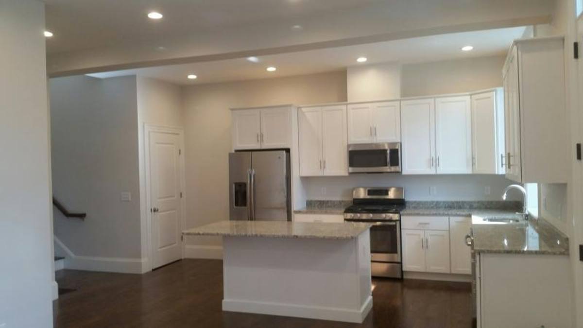Townhouse for rent at 2044A Beacon St #2, Waban, MA 02468
