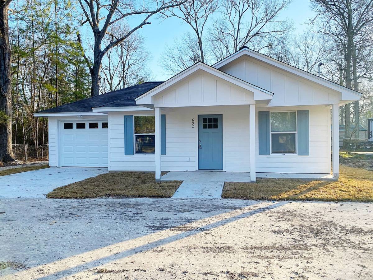 House for rent at 65 Jordan Dr, Lumberton, TX 77657