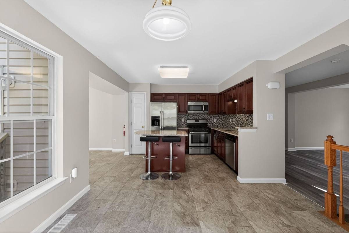 Townhouse for rent at 21 Golf View Court, Clementon, NJ 08021