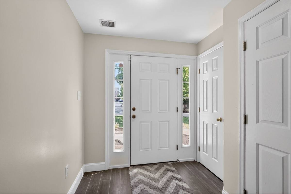 Townhouse for rent at 21 Golf View Court, Clementon, NJ 08021