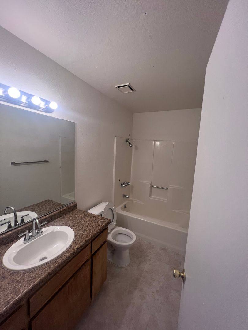 Apartment for rent at 7455 Fox, Yucca Valley, CA 92284
