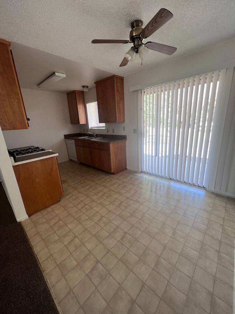 Apartment for rent at 7455 Fox, Yucca Valley, CA 92284