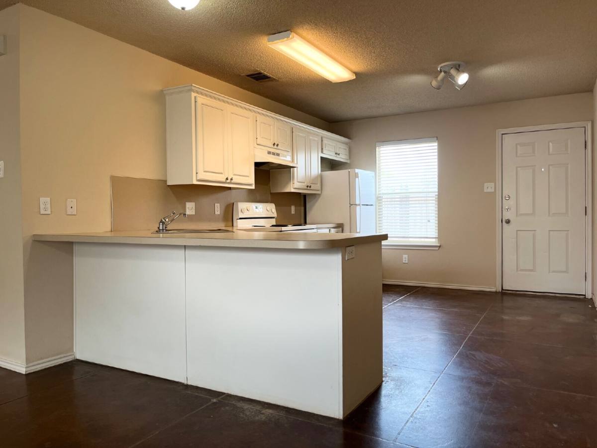 Apartment for rent at 2401 73rd St #14, Lubbock, TX 79423