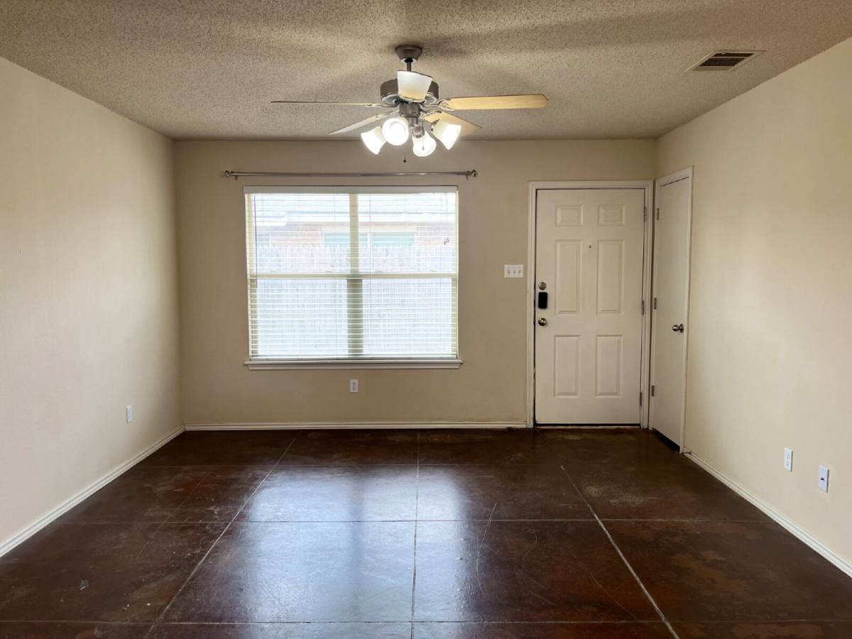 Apartment for rent at 2401 73rd St #14, Lubbock, TX 79423