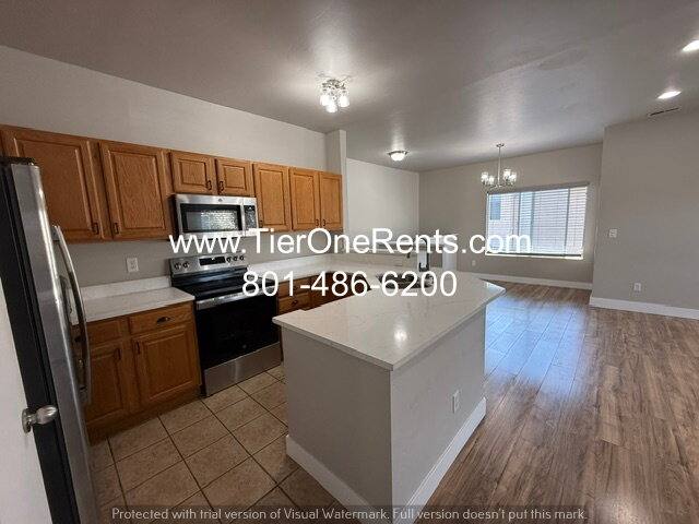Townhouse for rent at 8457 Ivy Springs Lane, West Jordan, UT 84081