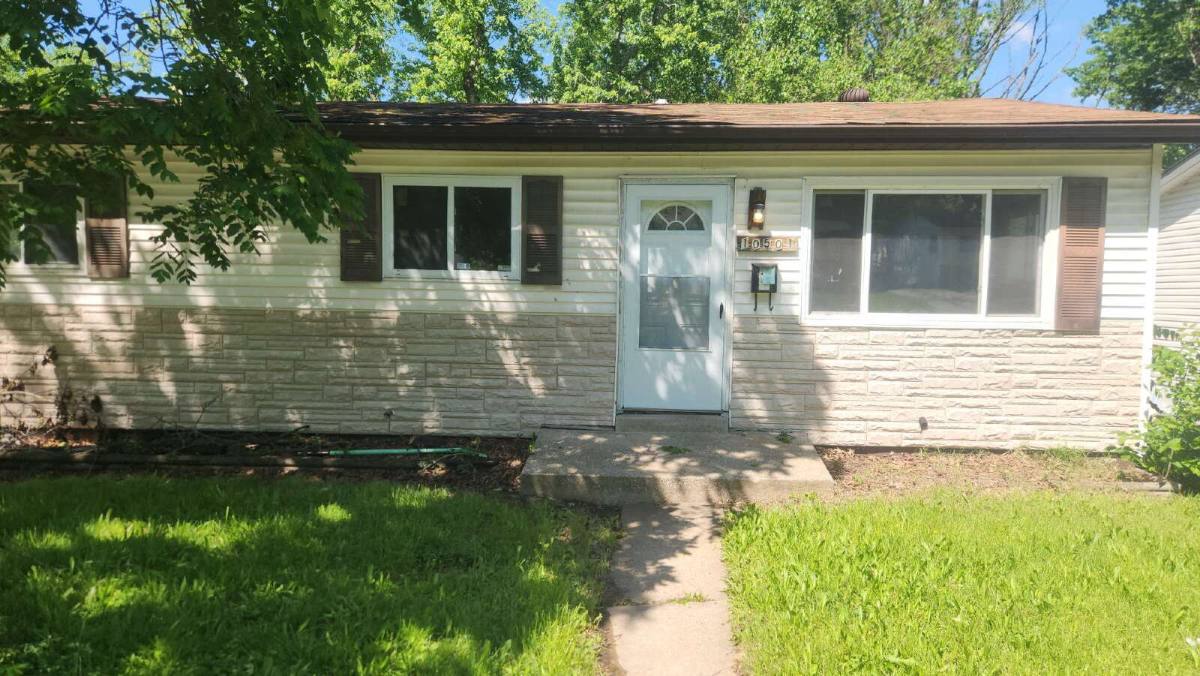 House for rent at 10501 Baron Dr, Saint Louis, MO 63136