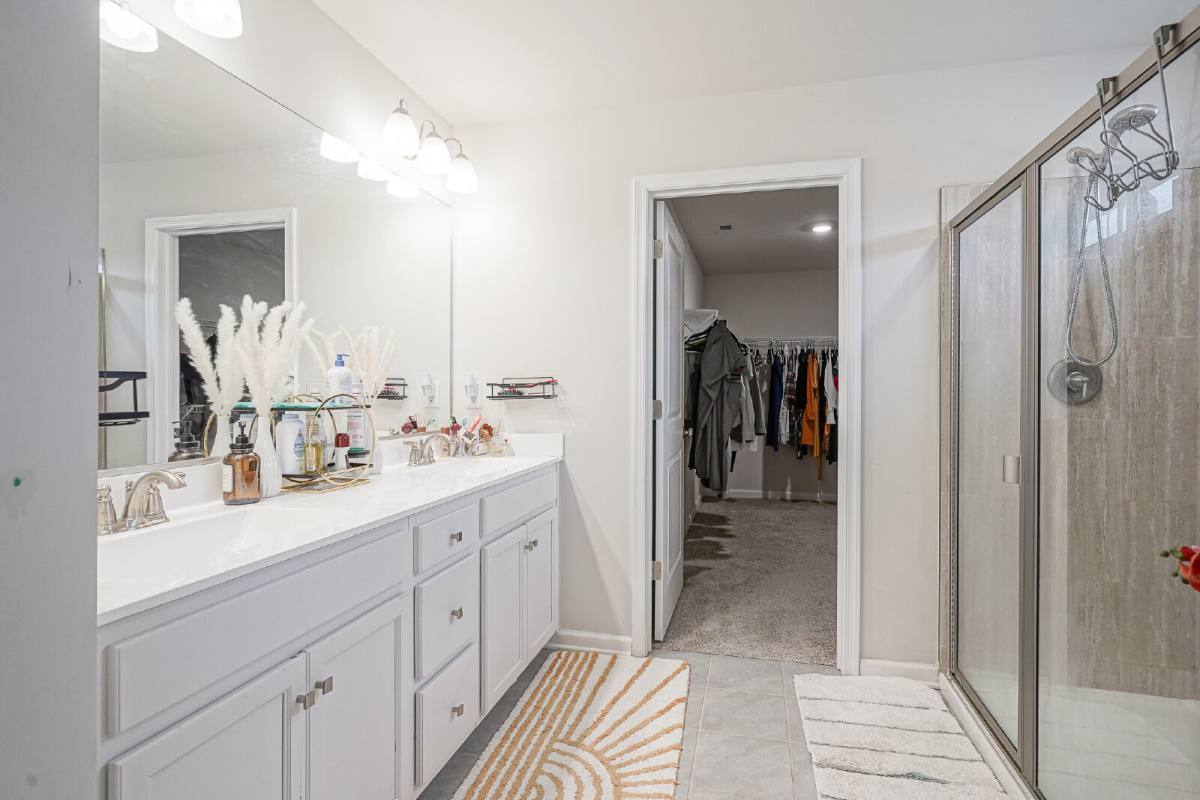 Apartment for rent at 32 Westmont Dr #RM 5, Medford, NJ 08055