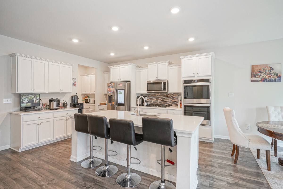 Apartment for rent at 32 Westmont Dr #RM 5, Medford, NJ 08055