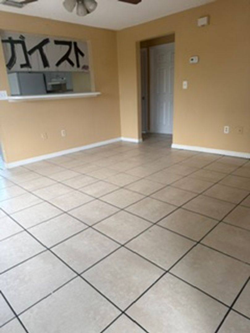 Apartment for rent at 1527 Schoolhouse St, Merritt Island, FL 32953