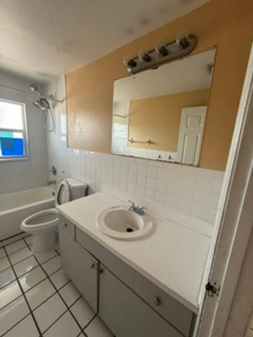 Apartment for rent at 1527 Schoolhouse St, Merritt Island, FL 32953