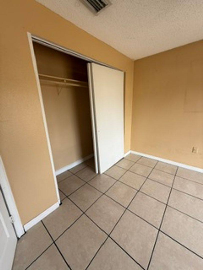 Apartment for rent at 1527 Schoolhouse St, Merritt Island, FL 32953