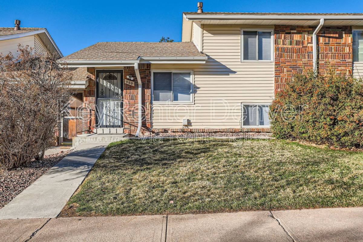 House for rent at 969 S Miller Way, Denver, CO 80226