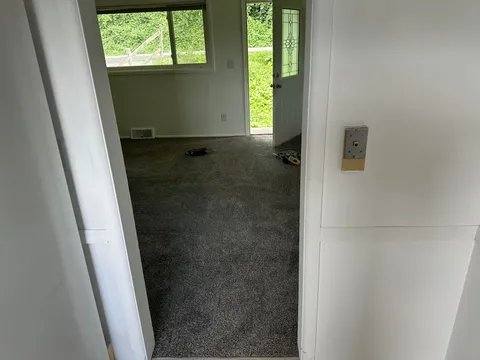 Apartment for rent at 1118 Forest Rd #A, Charleston, WV 25314