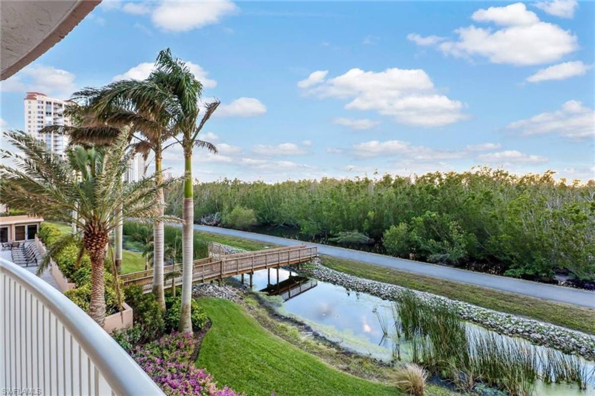 Apartment for rent at 6849 Grenadier Blvd, Naples, FL 34108