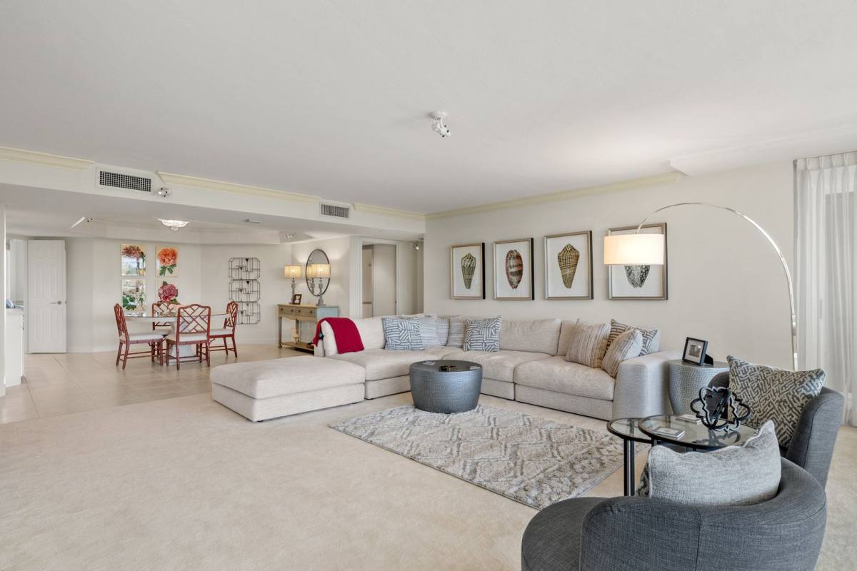 Apartment for rent at 6849 Grenadier Blvd, Naples, FL 34108