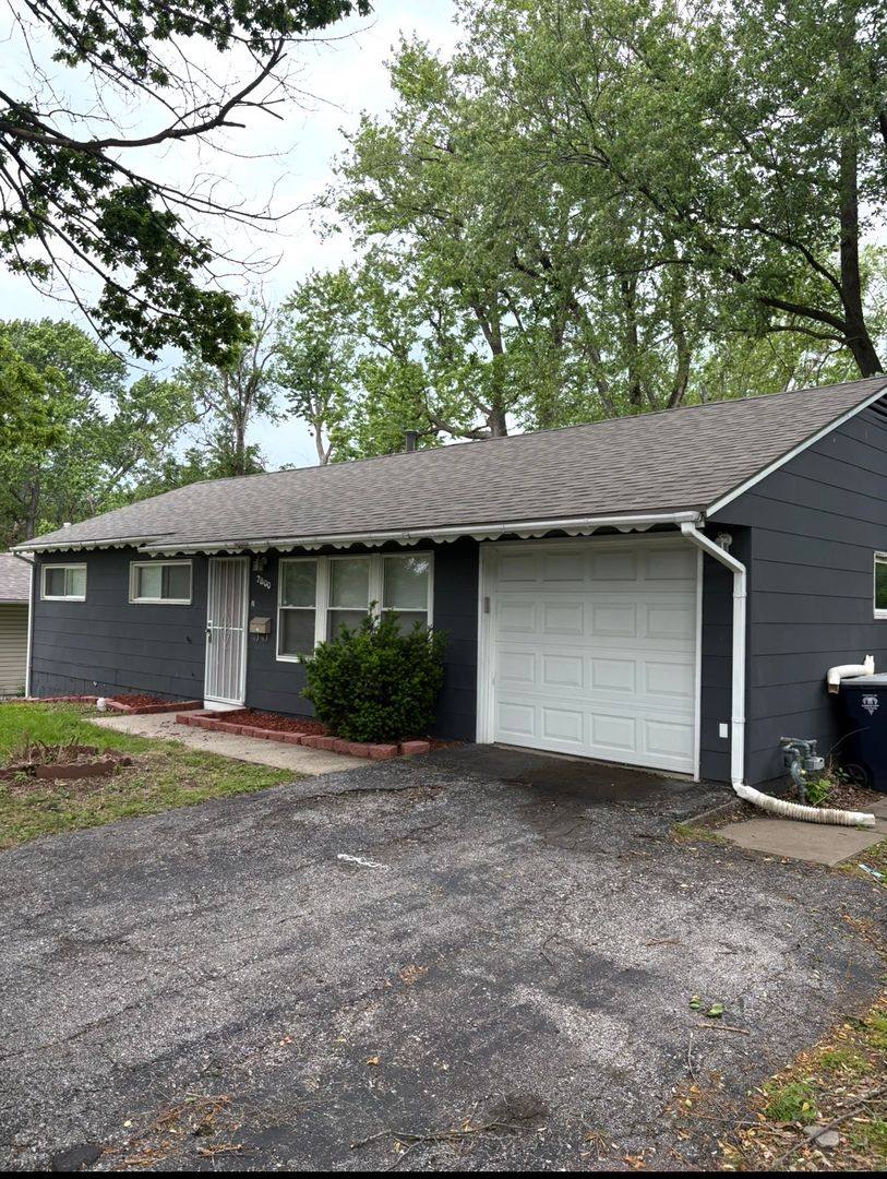 House for rent at 7800 E 112th St, Kansas City, MO 64134