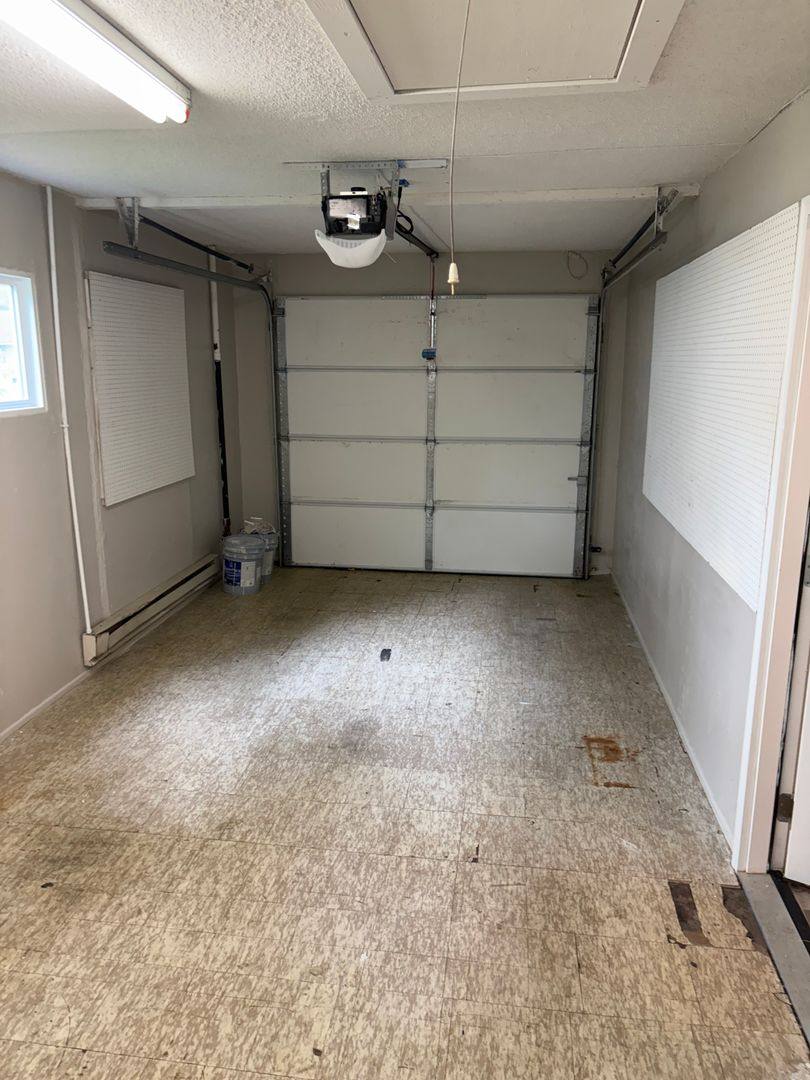 House for rent at 7800 E 112th St, Kansas City, MO 64134