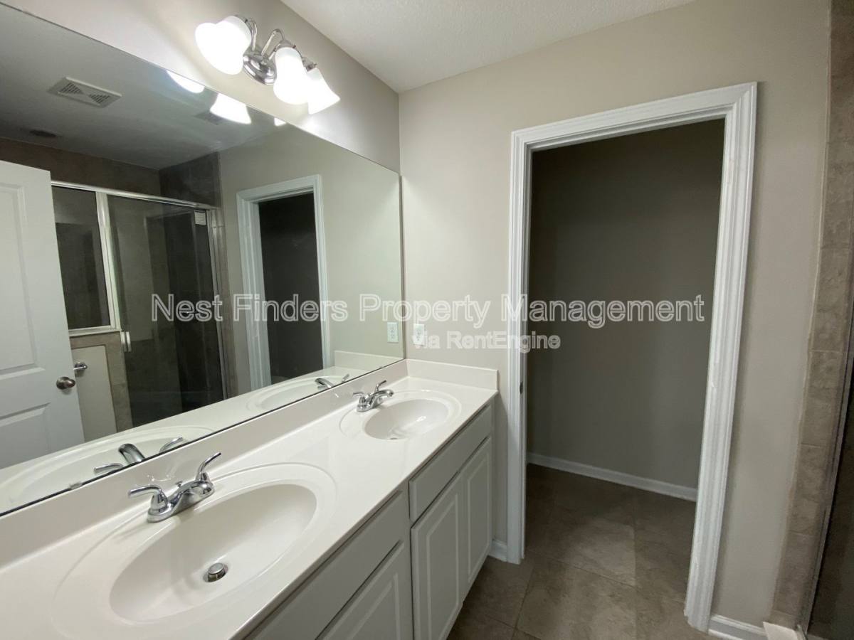 Townhouse for rent at 1573 Landau Rd, Jacksonville, FL 32225