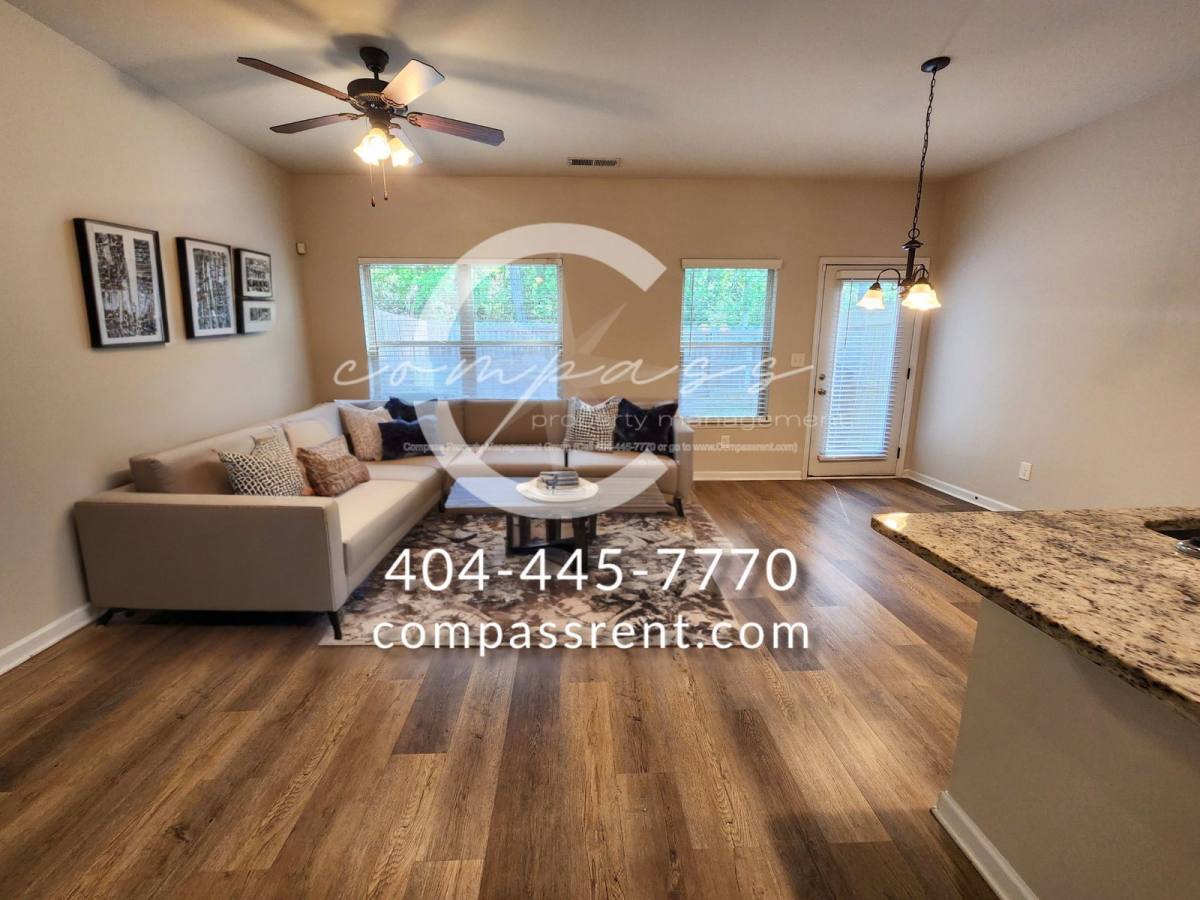 Townhouse for rent at 6048 Oak Bend Court, Riverdale, GA 30296