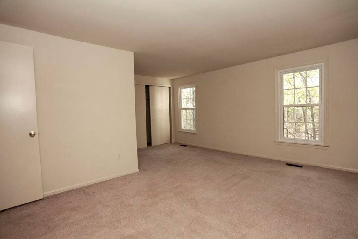 Townhouse for rent at 100 Finale Terrace, Silver Spring, MD 20901