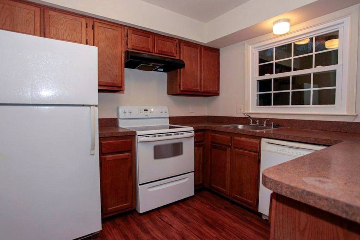 Townhouse for rent at 100 Finale Terrace, Silver Spring, MD 20901