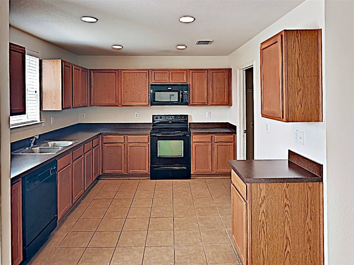 House for rent at 4029 Thoroughbred Trail, Fort Worth, TX 76123