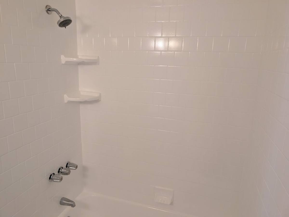 Apartment for rent at 1007 Pacific St, Santa Monica, CA 90405