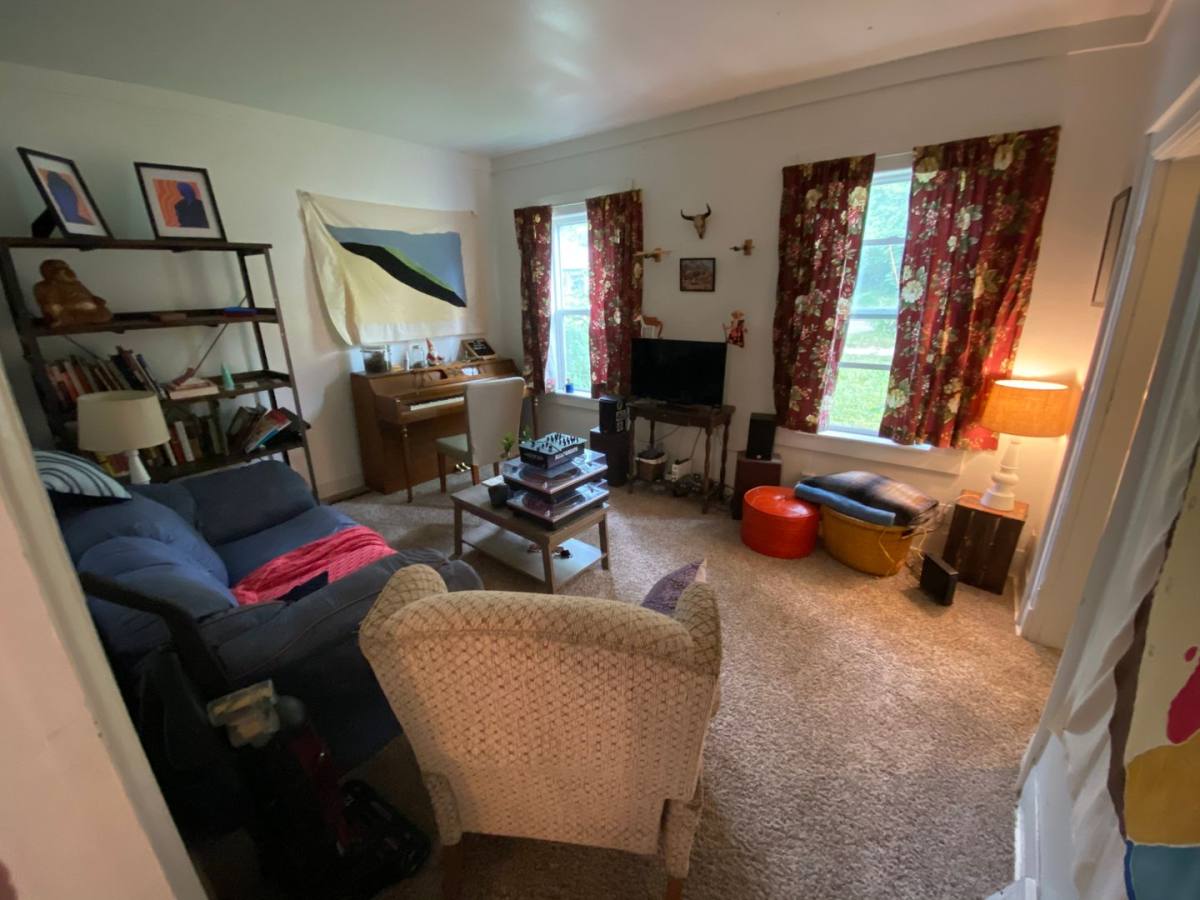House for rent at 819 S Van Buren, Iowa City, IA 52240