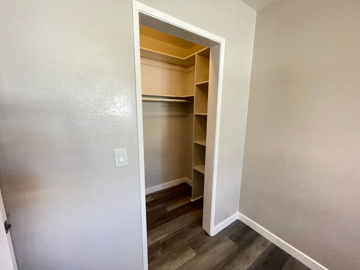 Apartment for rent at 500-565 N Citrus St, Orange, CA 92868