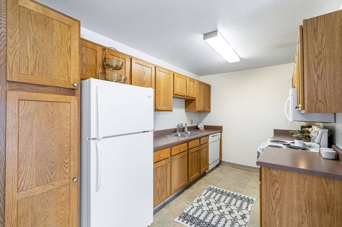 Apartment for rent at 1646 Hull Ave, Des Moines, IA 50313